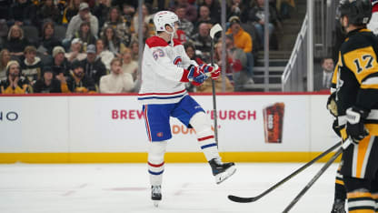 MTL@PIT: Dobson scores goal against Artur Silovs