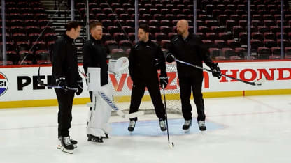 Bauer Rink Demo - Traffic in Front of the Net