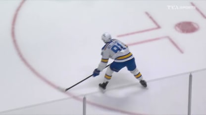 Holloway a raison de Dostal en A.N.