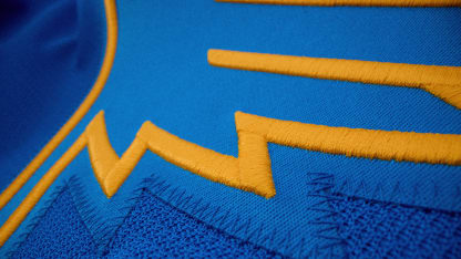 2025-0605-NHL-2025-JERSEY-ST-LOUIS-01375