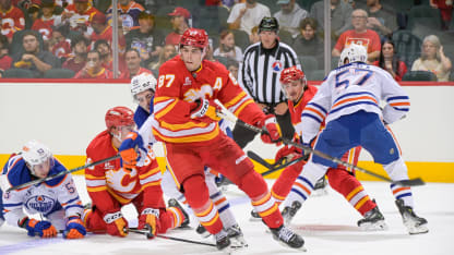 Photo Gallery - Flames vs. Oilers 14.09.25