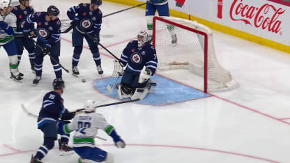 Ohgren fires home one-timer in the slot