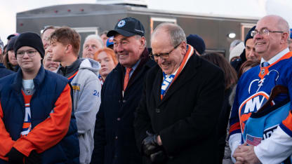 Peconic Hockey Foundation Unveils Ed Westfall Arena