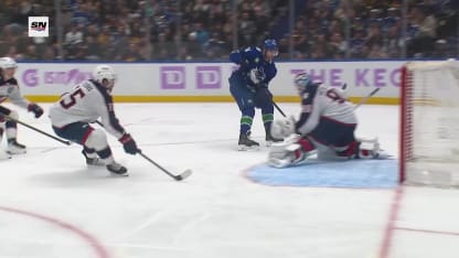 DeBrusk bat Merzlikins dans la lucarne