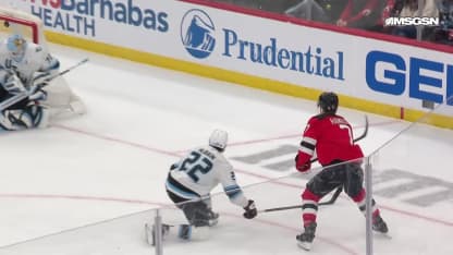 UTA@NJD: Hamilton scores goal against Karel Vejmelka