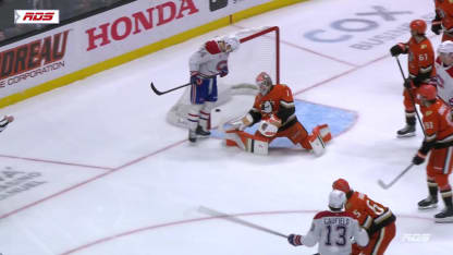 MTL@ANA: Dobson marque un but contre Lukas Dostal