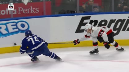 OTT@TOR: Gaudette scores goal against Anthony Stolarz