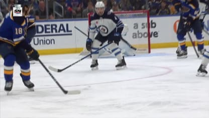 Buchnevich double l'avance d'une déviation