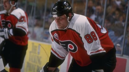 Lindros-action-62116