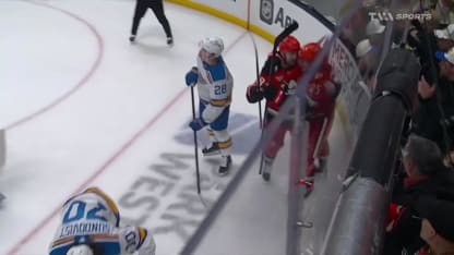 Belle passe de Poehling à Viel