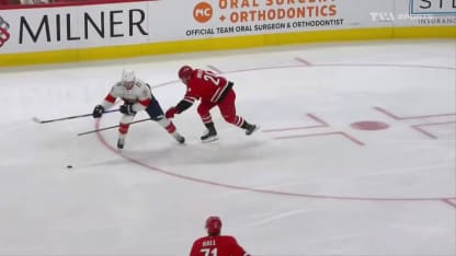 Balinskis réplique avec un tir frappé