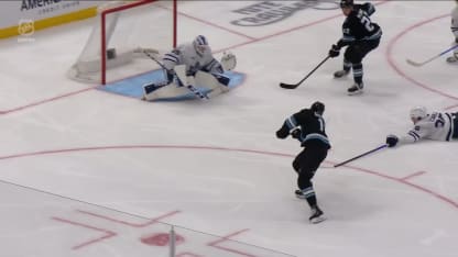 TOR@UTA: Guenther scores goal against Dennis Hildeby