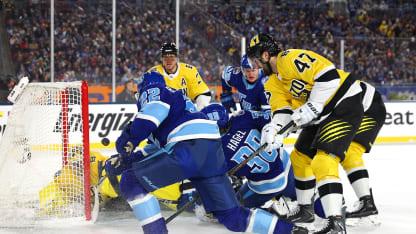 Bjorkstrand cleans up out front for PPG