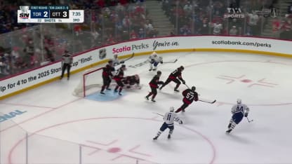 TOR@OTT: Ullmark effectue un bel arrêt contre Max Pacioretty