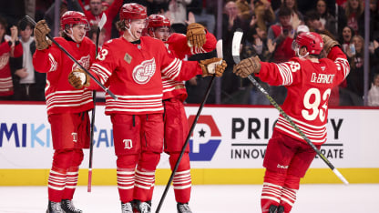 Verteidiger Moritz Seider von den Red Wings spielt im Stil eines Angreifers