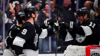 Adrian Kempe en hjälpande hand för Kings glödheta powerplay