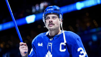 Auston Matthews de los Toronto Maple Leafs tomó más ritmo