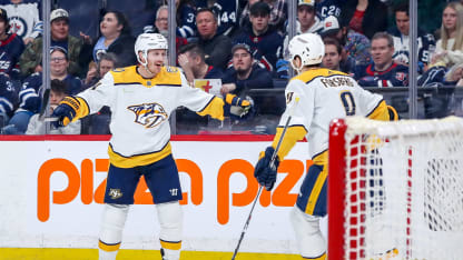 Filip Forsberg och Gustav Nyquist lyfter Nashville Predators