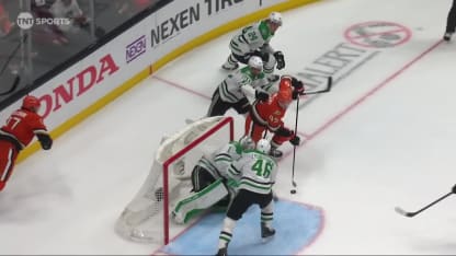 Sennecke buries backhand