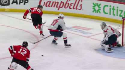 WSH@NJD: Glass scores goal against Logan Thompson