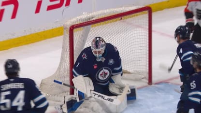 PHI@WPG: Seeler scores goal against Eric Comrie