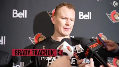 Brady Tkachuk dispo médias après le match contre ANA