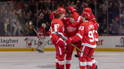 Philadelphia Flyers v Detroit Red Wings