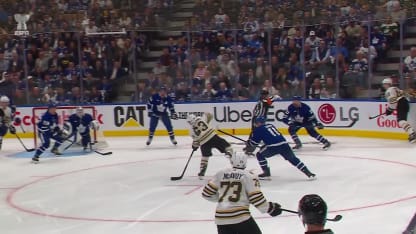 Marchand roofs go-ahead goal