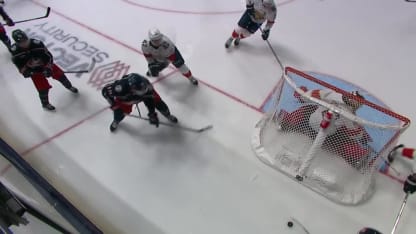 FLA@CBJ: Voronkov scores goal against Anthony Stolarz