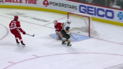Kessel se escapa y anota