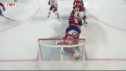NYI@MTL: Montembeault with a great save against Simon Holmstrom