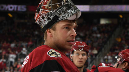 Darcy Kuemper Arizona Coyotes mask off