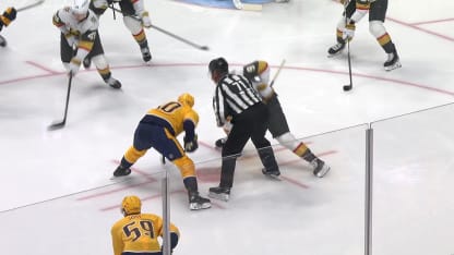 VGK@NSH: Stamkos scores goal against Akira Schmid