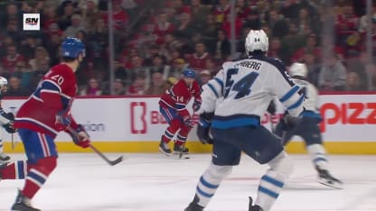 WPG@MTL: Slafkovsky scores PPG against Eric Comrie