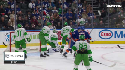 NYI@TOR: Heineman scores goal against Joseph Woll