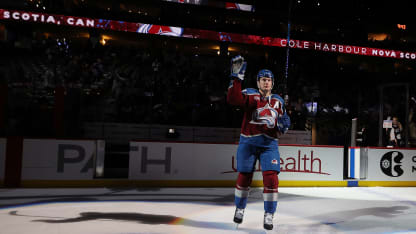 Colorado Avalanche cortó mala racha gracias a su MVP