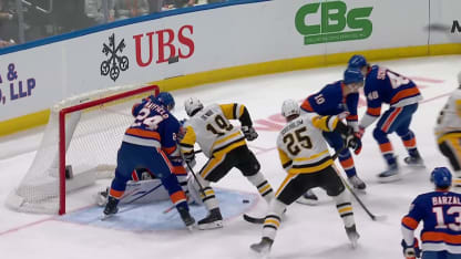 PIT@NYI: Soderblom scores goal against Ilya Sorokin