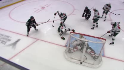 MIN@LAK: Wallstedt with a great save against Kevin Fiala