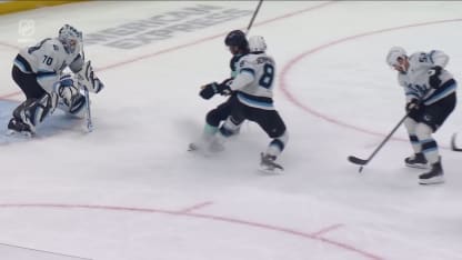 UTA@SEA: McMann marque un but contre Karel Vejmelka