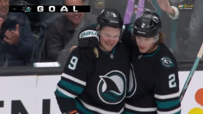 UTA@SJS: Smith scores goal against Vitek Vanecek