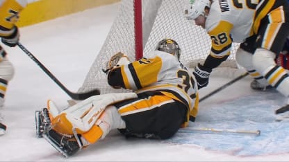 PIT@EDM: Silovs with a great save against Zach Hyman