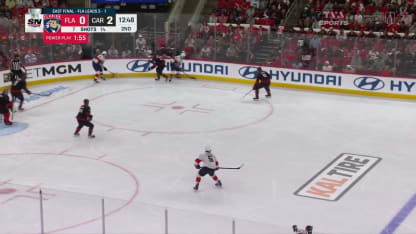 Les Panthers effacent un déficit de deux buts en 30 secondes