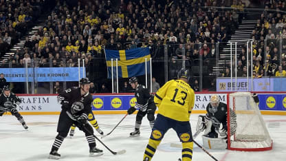 020725 Sundin on ice at SV Legends Game