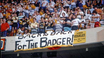 BacktobackBadgersign