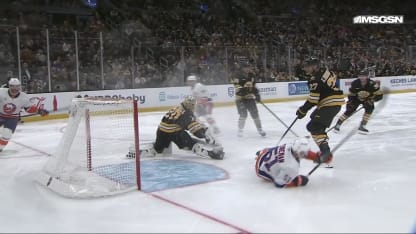 NYI@BOS: Horvat scores goal against Joonas Korpisalo