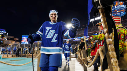 Tampa Bay Lightning gelingt in der Stadium Series ein historisches Comeback