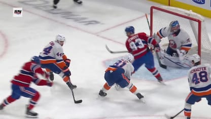 NYI@MTL: Newhook scores goal against Ilya Sorokin