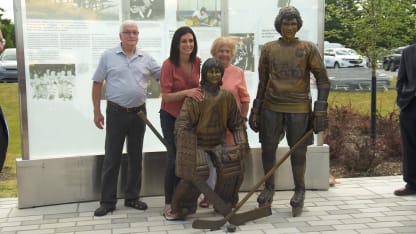 Rheaume statue unveiled