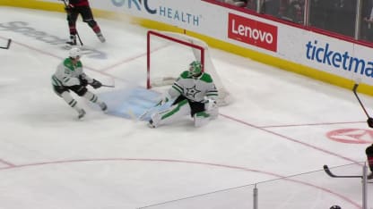 DAL@CAR: Jarvis scores PPG against Jake Oettinger