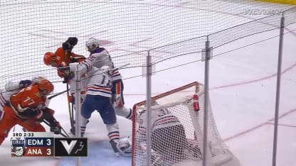 Strome brise l'égalité tard en 3e